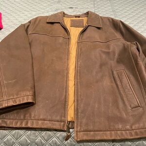 Men’s  leather jacket, size large.